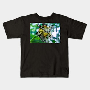 BUTTERFLY Kids T-Shirt